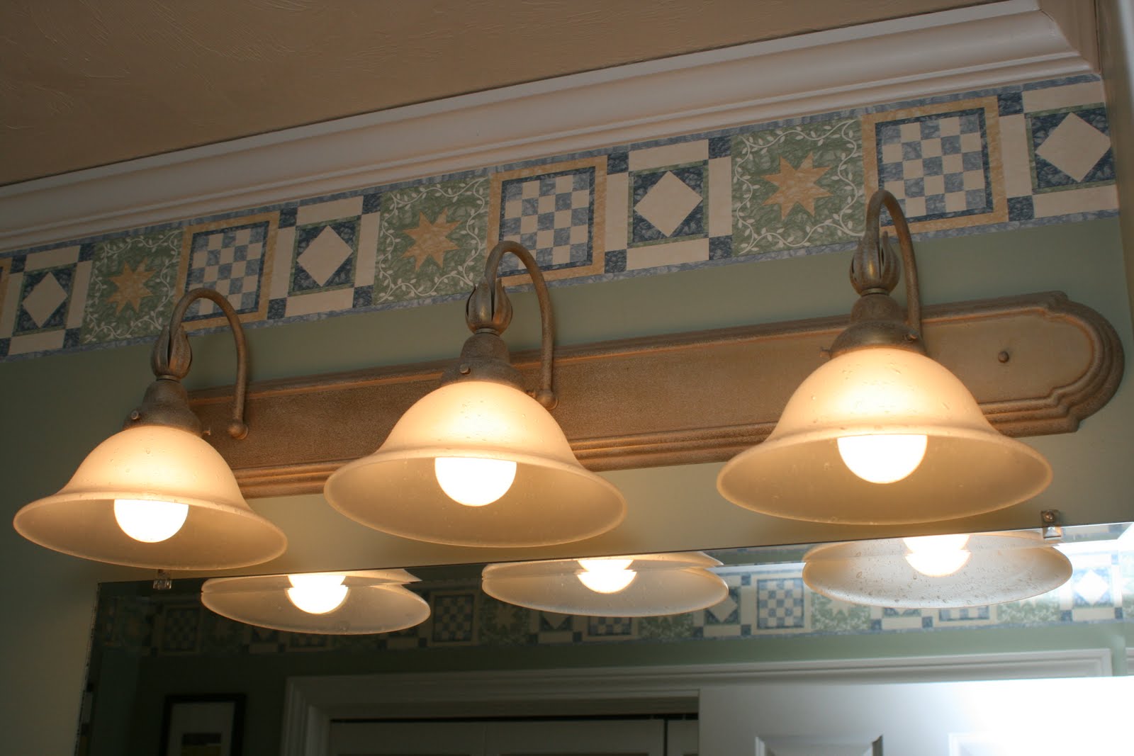 Knit Jones Before and After...Bathroom Edition